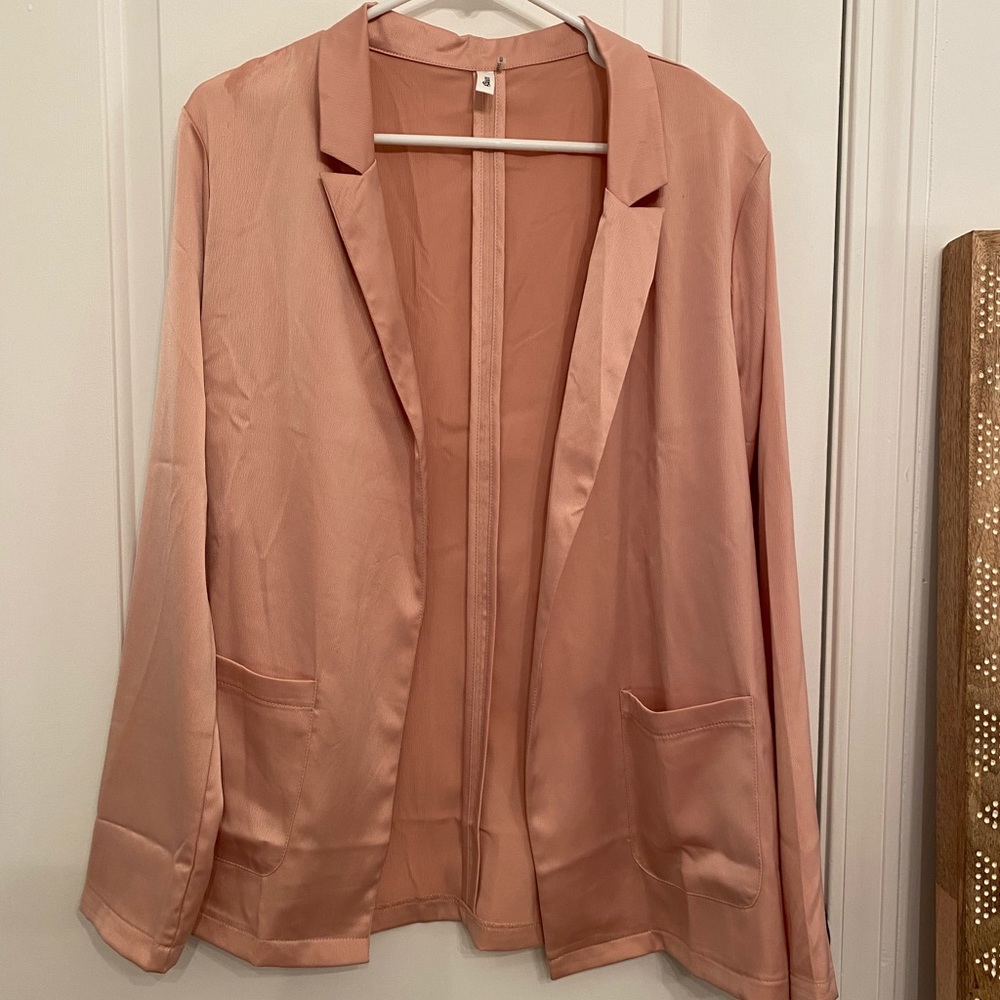 NWOT rose gold lightweight blazer